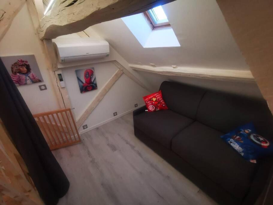 Au Numero 6 Le Fun Chateauroux Exterior photo